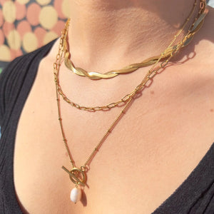 One-On-One Pearl Necklace - Gold