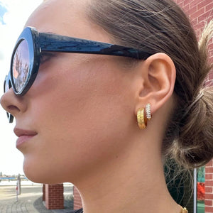 Step Back Hoop Earrings - Gold