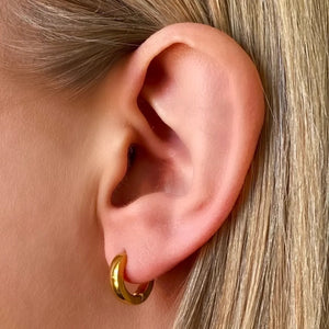 Trackside Huggie Earrings - Gold