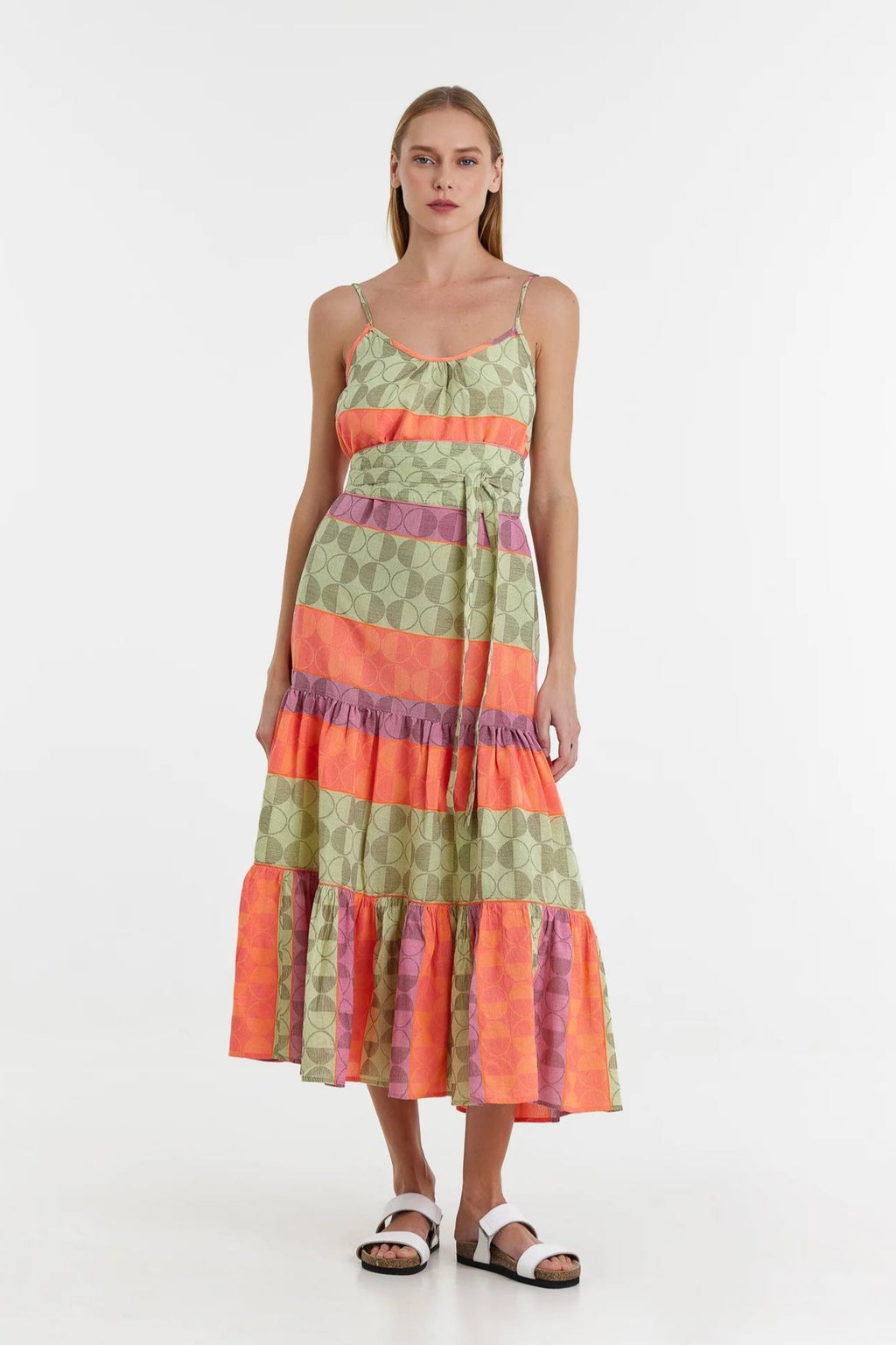 Devotion Xoakina Dress - M.Lime

Long dress with removable belt
sleeveless with adjustable spaghetti straps
ruffles