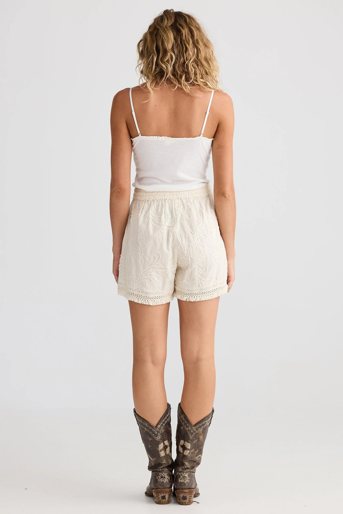 Chantilly Short - Natural Embroidery