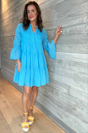 Neon Short Dress - Cyan, by Devotion Twins

Short dress with ruffles (INNERLINING)
V-neck
Pure cotton

Measurements for size "S":
Length 88-90cm, Chest 50cm, Hips loose, Sleeve 50cm, Inner lining, Length 94 cm, Chest 46cm, Hips 54,5cm, adjustable straps: