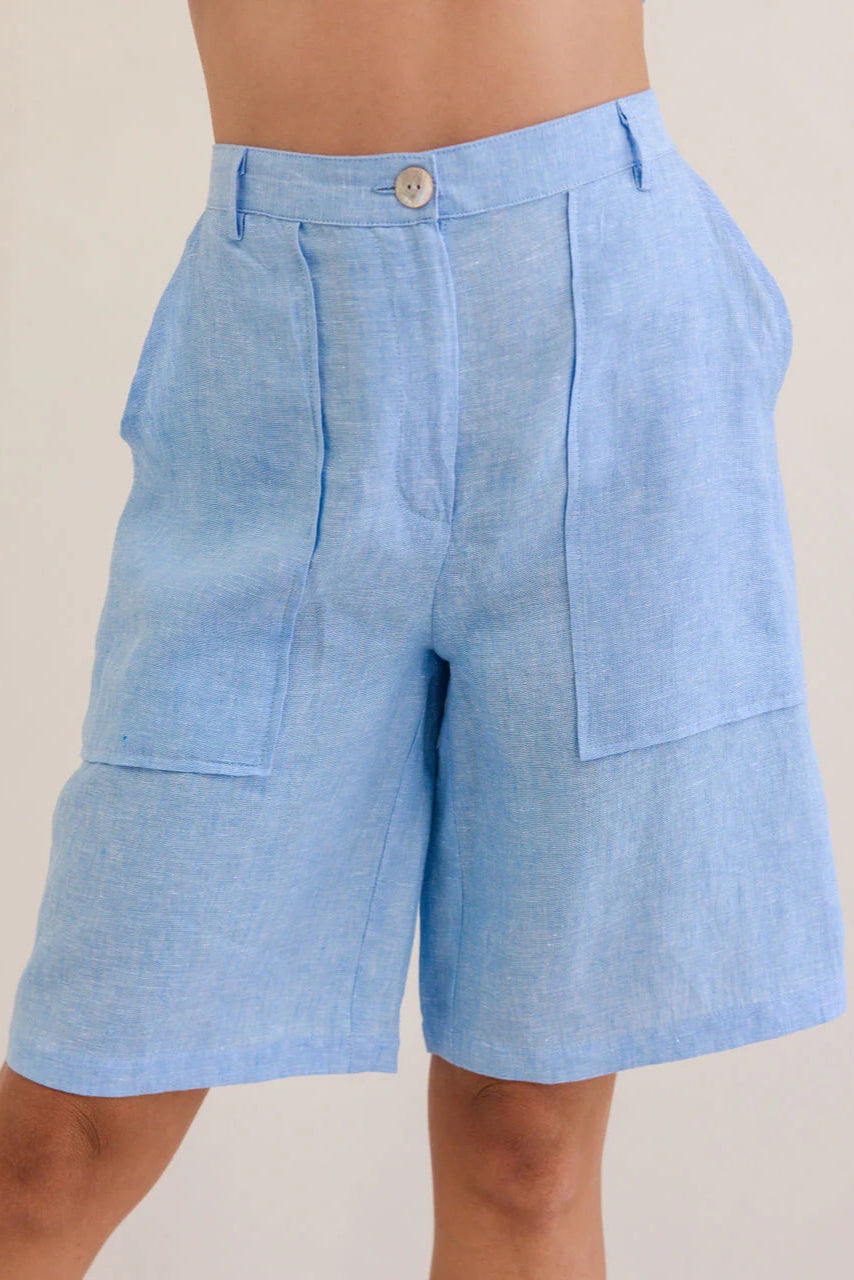 Linen Midi Short - Chambray, by Kaleido

Feel cool, fresh and comfortable all summer long in these gorgeous linen shorts by Kaleido, featuring pockets and an elasticated back waistband with flattering flat front with zip/button closure. These shorts are the ultimate in comfort, combining softness with form and fit so that you look as good as you feel all day long.

Elasticated Back Waistband
Belt Loops
Flat Front
Zip/Button Closure
Pockets