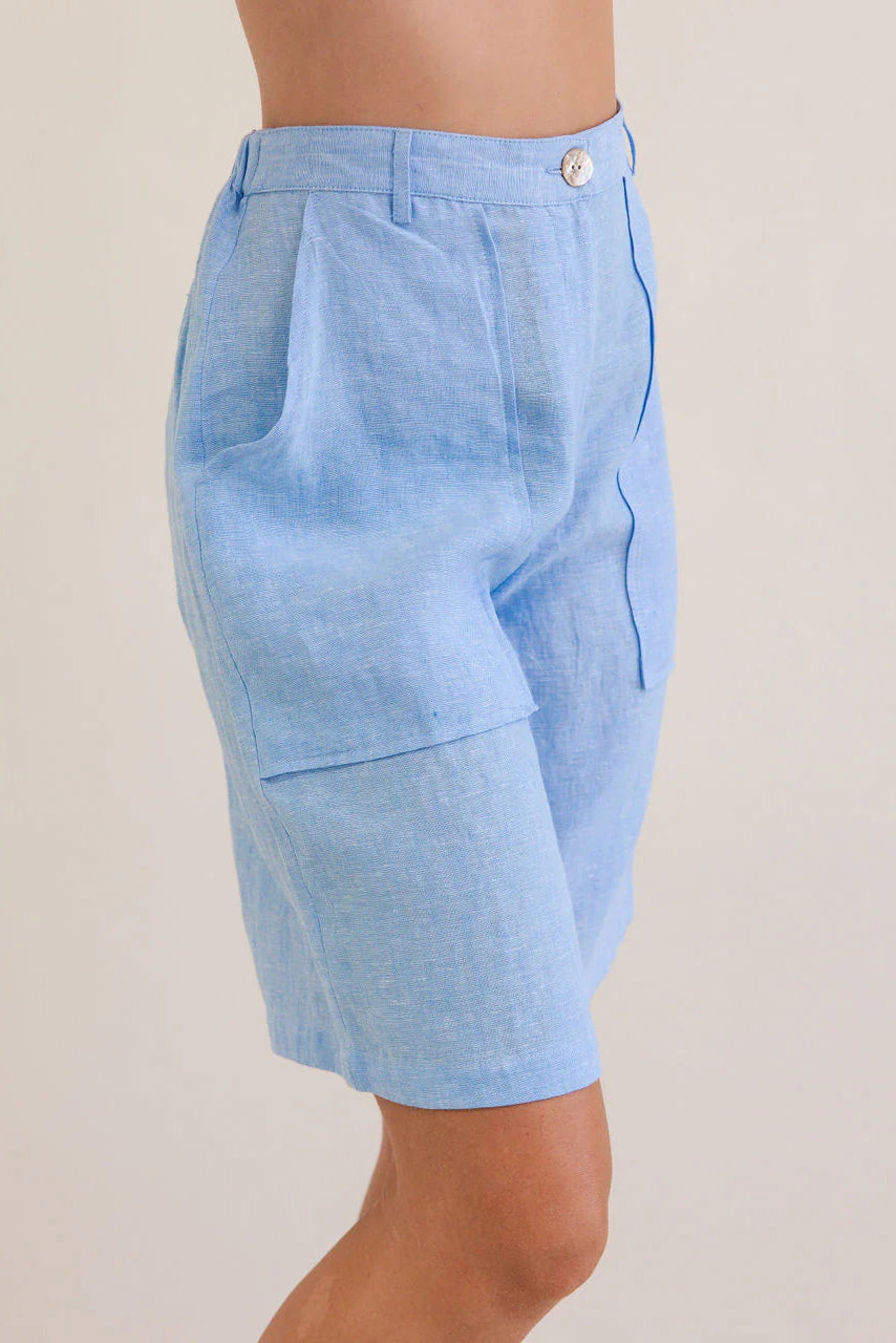 Linen Midi Short - Chambray, by Kaleido

Feel cool, fresh and comfortable all summer long in these gorgeous linen shorts by Kaleido, featuring pockets and an elasticated back waistband with flattering flat front with zip/button closure. These shorts are the ultimate in comfort, combining softness with form and fit so that you look as good as you feel all day long.

Elasticated Back Waistband
Belt Loops
Flat Front
Zip/Button Closure
Pockets