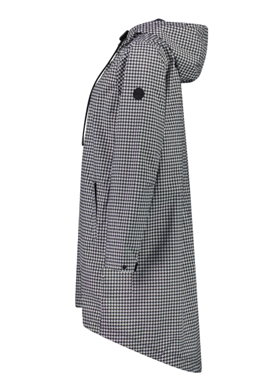 Debbie Seam Sealed Raincoat - Black + White Houndstooth