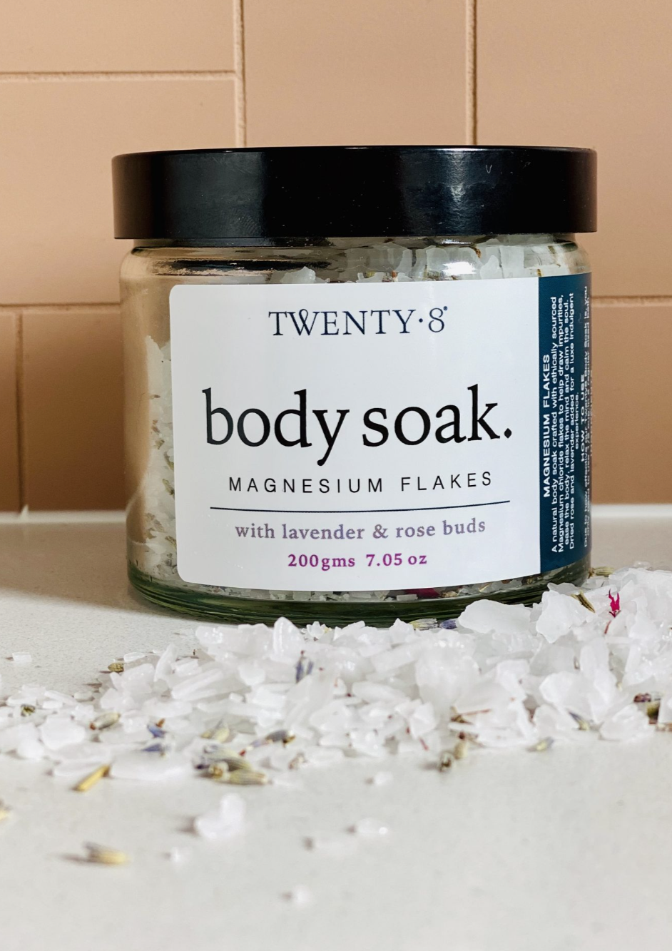 BODY SOAK – Magnesium Flakes with Rose buds and Lavender flowers  A natural body soak crafted with ethically sourced Magnesium chloride flakes to help draw impurities, ease the body, relax the mind and calm the soul.