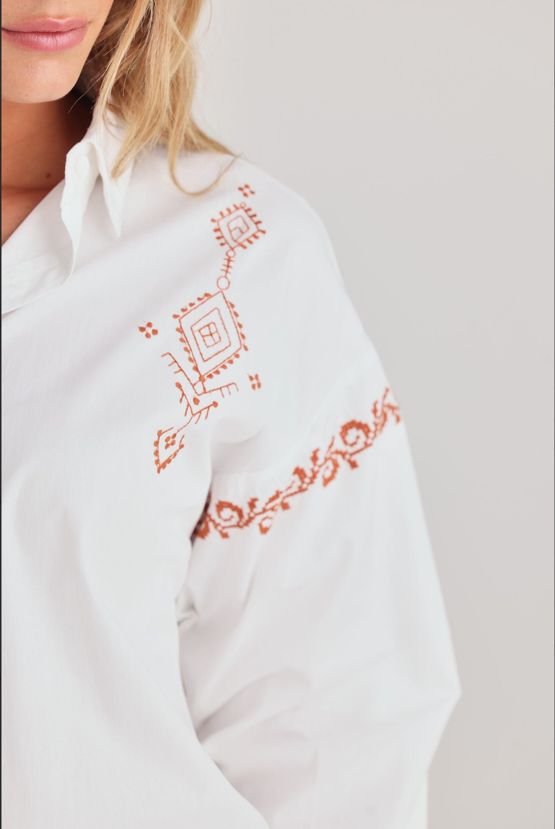 Flamenco Shirt - White with Clay