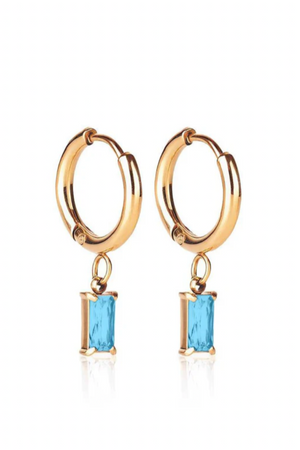 Luxe Drop Huggie Earrings - Gold/Aquamarine, by Ever

Sweat Resistant. Waterproof. Anti-Tanish. No Fade. Hyperallergenic.

These delicate drop huggies will add an element of sophistication and certainly level up your athleisure look, taking you from day to night.&nbsp;

Stone: Cubic Zirconia. 18k gold plated stainless steel.