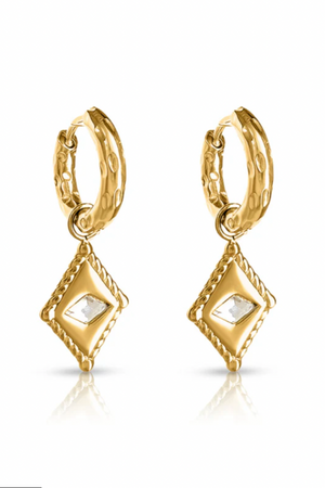 Luxe Drop Huggie Earrings - Gold, by Ever

Sweat Resistant. Waterproof. Anti-Tanish. No Fade. Hyperallergenic.

Chic and bold, the Arena Huggie Earrings feature a diamond-shaped charm with a glossy surface and textured edging, hanging from textured huggie hoop.