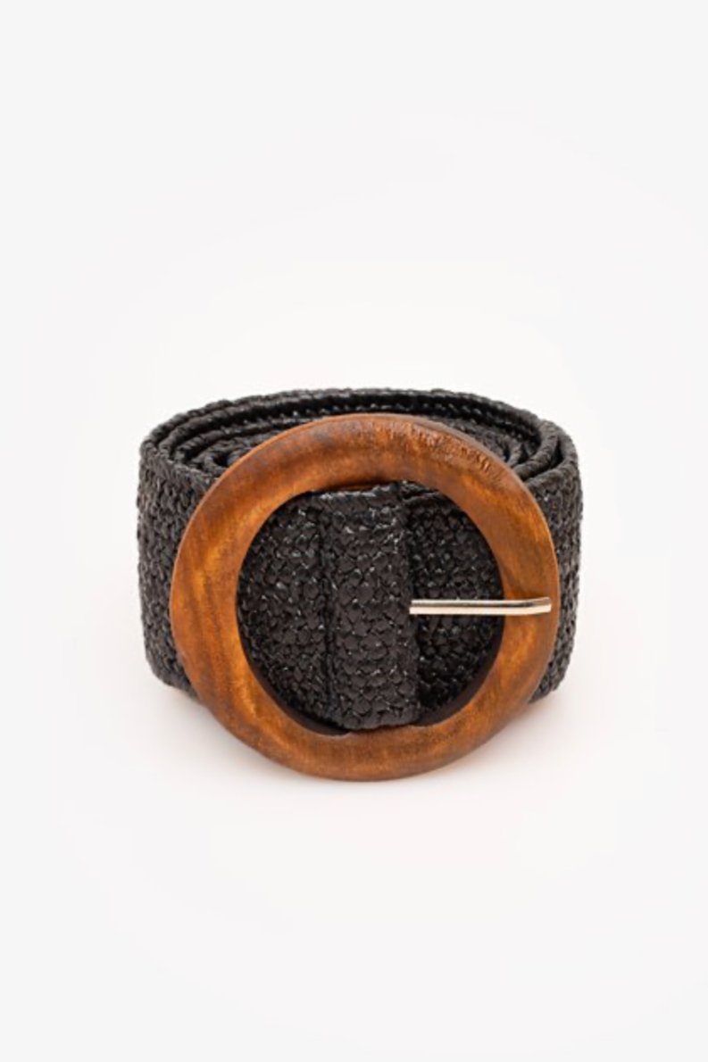 Rattan Stretch Belt - Black, by Antler

The Rattan Belt draws the eye to the waist, perfect for finishing off your outfit.&nbsp; It’s elasticated with a wooden buckle and works great as a waist belt for dresses or with denim.

OSFM Length 140cm. The belt has no holes so can be adjusted for all sizes.