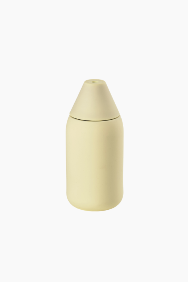 ZONE Denmark Singles Soap Dispenser - Limestone
Small designs can sometimes make a big impression. What a stylish way to dispense just the right amount of soap! The rocket-shaped body of the Singles dispenser has a futuristic elegance. With its broad, cylindrical base, the dispenser sits firmly on the countertop. Gentle pressure dispenses just the right amount of soap from the hole in the top. To refill, simply unscrew the top. The dispenser is made of silky soft silicone that is pleasant to the touch and e