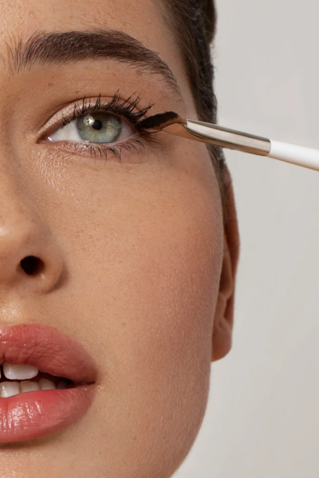 Vegan Mascara Fan Brush Pro Tool