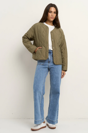 Apex Puffer Jacket - Olive
