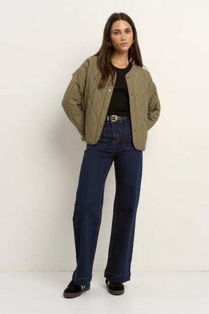 Apex Puffer Jacket - Olive