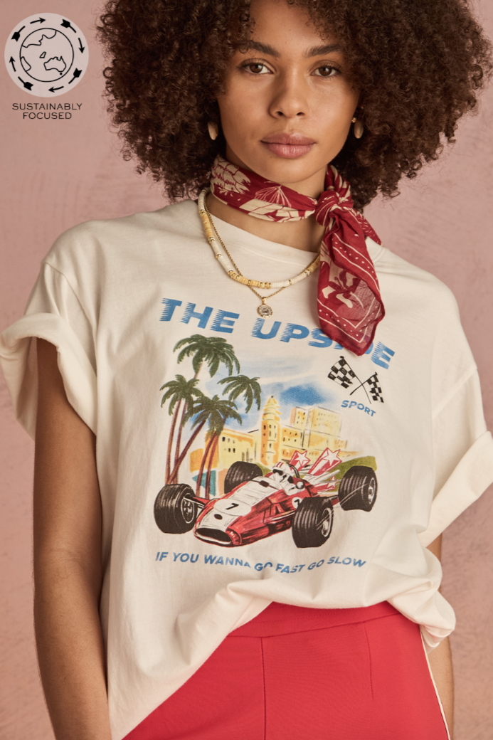 Raceway Sammi Tee - Creme, byThe Upside

Your favourite classic tee now with our THE UPSIDE raceway graphic

Made with 100% Organic Cotton jersey
Oversized tee shape in cream
Printed The Upside raceway graphic at front
Soft rib neckline
Please refer to studio images for accurate colour of garment
