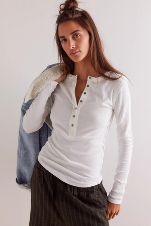 Free People Jamie Henley - Ivory, by We The Free

The long-sleeve you can wear with absolutely everything. This henley from our We The Free collection features a soft cotton fabrication and slim-fitting silhouette with defined seams and button closures.

Features:&nbsp;Soft cotton fabrication with a stretchy feel, henley-style with button closures, fitted long-sleeves, exposed seam detailing, round hemline
Why We ❤ It:&nbsp;This henley is a timeless addition to any collection of elevated basics.
