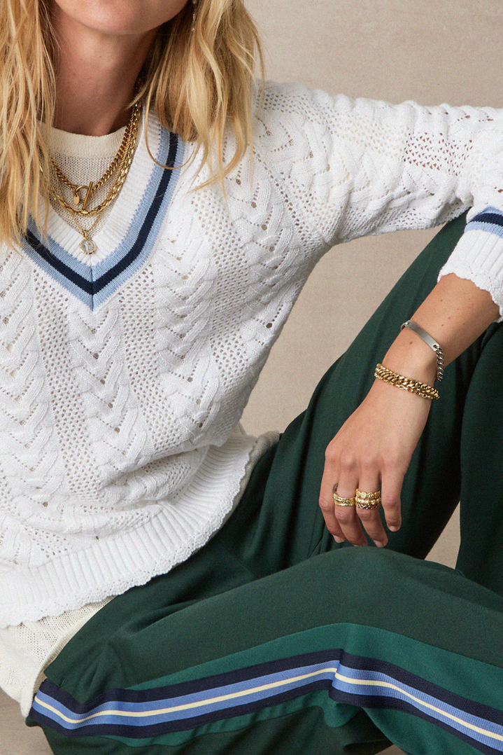 Citta Sonny V Neck Sweater - White