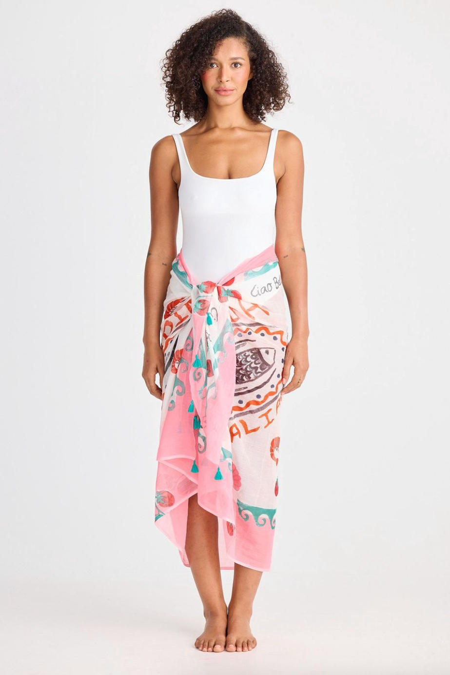 Stella Sarong Scarf - Italiano, by Holiday
Lovingly handmade in India
Exclusive design
One Size&nbsp;
Lightweight and comfortable
Cotton Voile

Due to the light weight fabric this piece can easily be worn as a scarf.