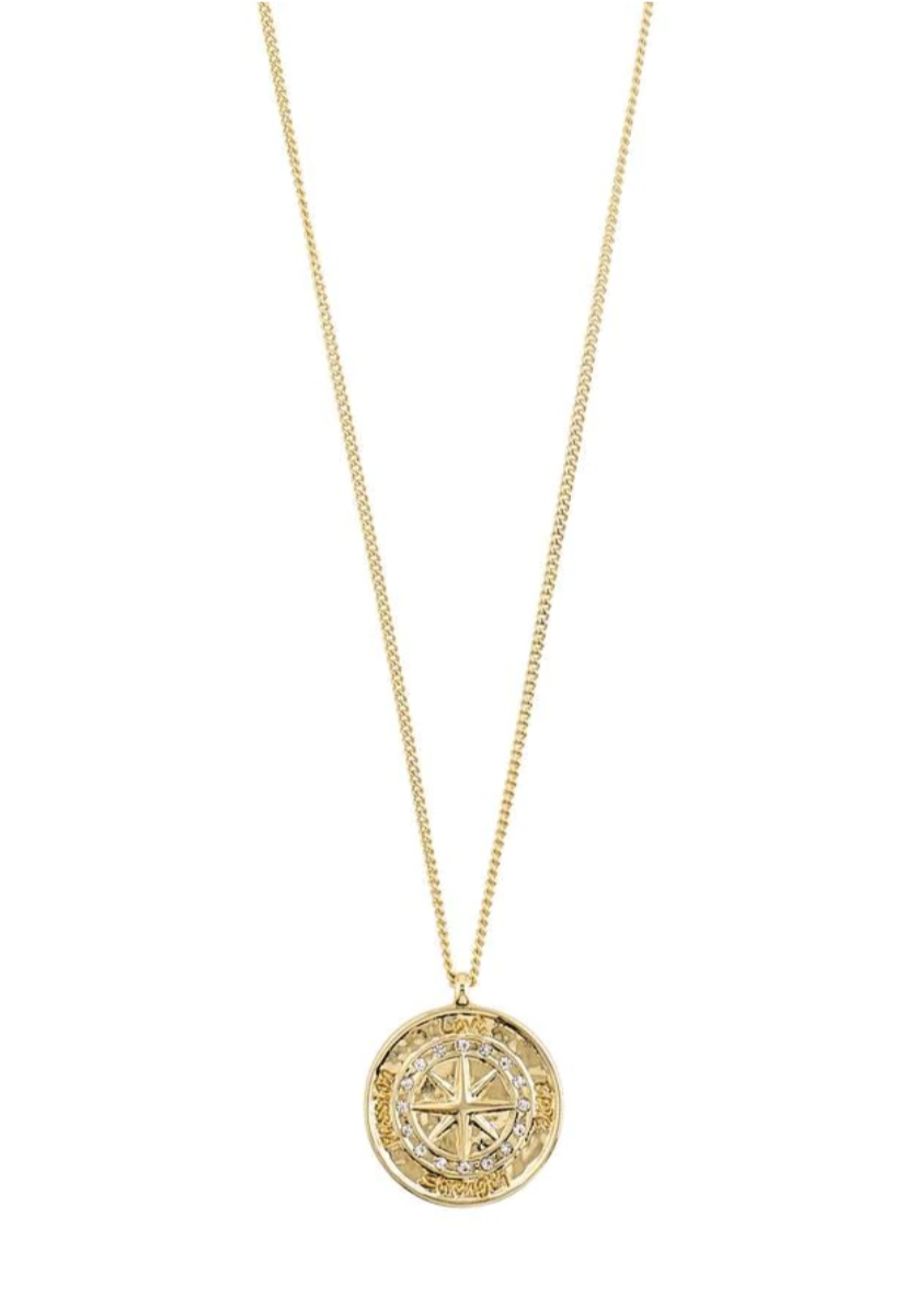 Gerda Necklace - Gold Plated / Crystal, by Pilgrim Gold-plated necklace with adventurous coin pendant. With this piece, you get a necklace measuring 40 cm + 9 cm extension chain as well as a powerful pendant with glittering Preciosa crystals, a stylish compass and statements about the best things in life - Love, Care, Strength and Passion.